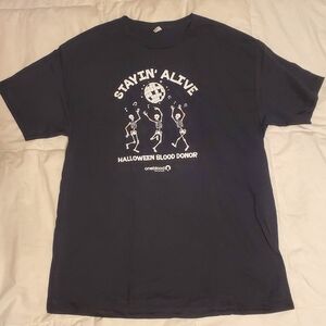 Black Halloween Staying Alive Blood Donor Skeleton T-Shirt